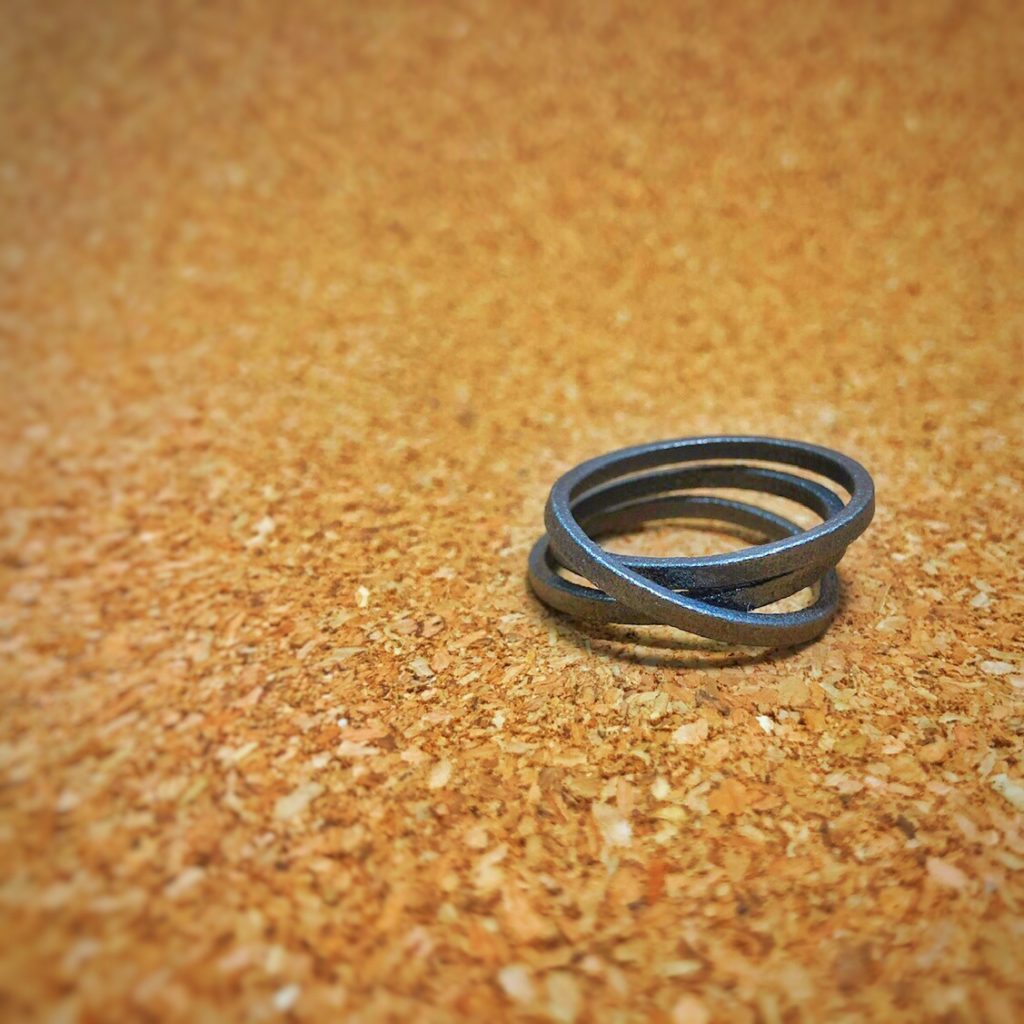 3Dプリント指輪チタンワイヤー3重